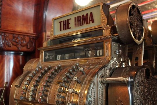 IrmaHotel215