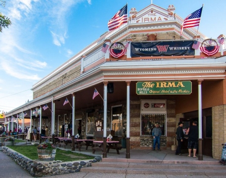 Irma Hotel
